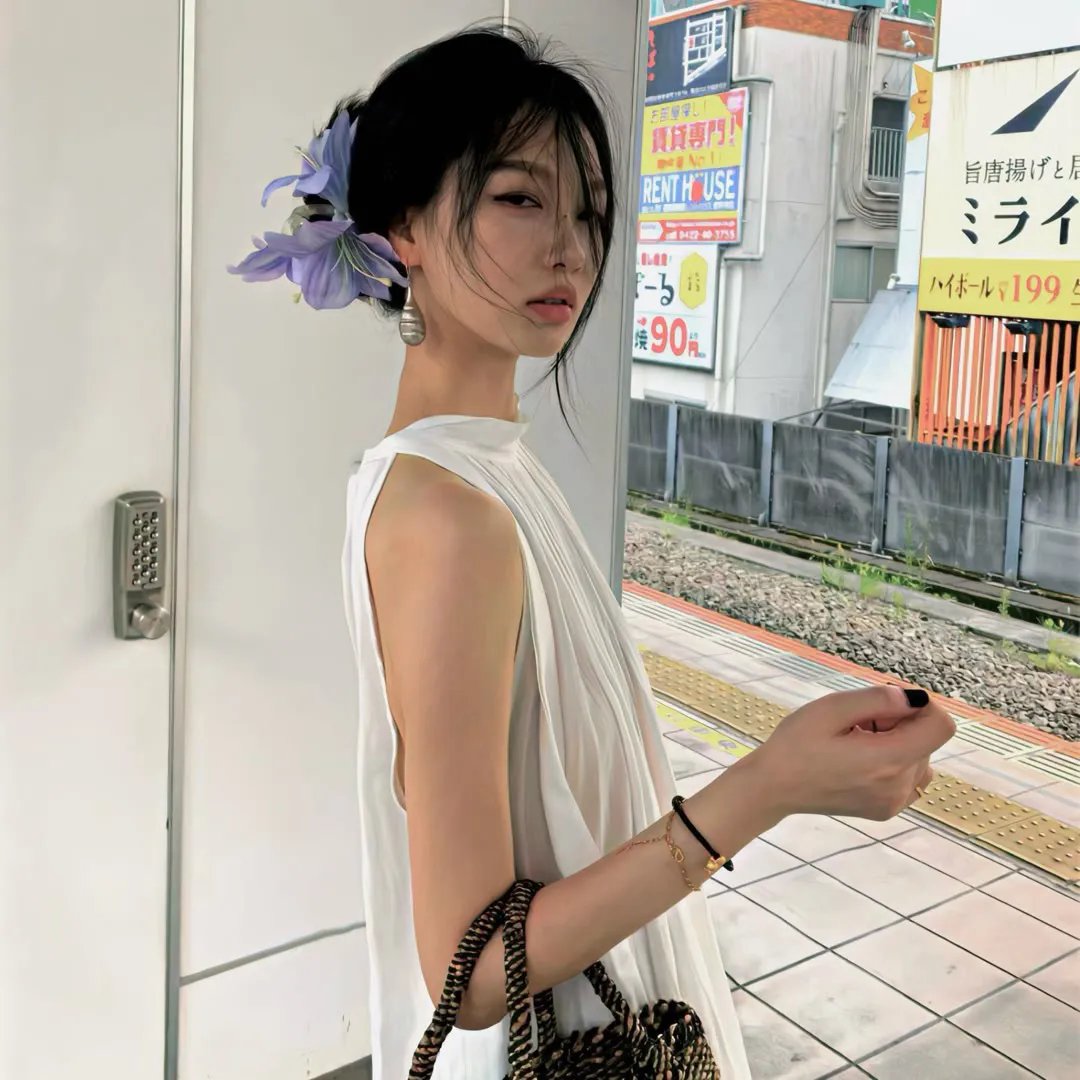 公园里的女孩